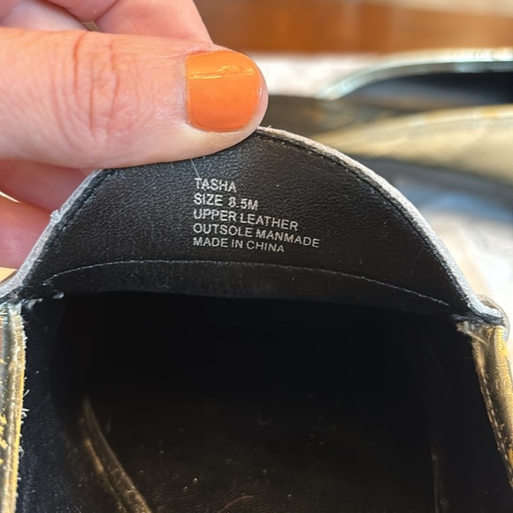 Matisse Tasha Gold Crocodile Print Leather Loafers 8.5M - Picture 6 of 8